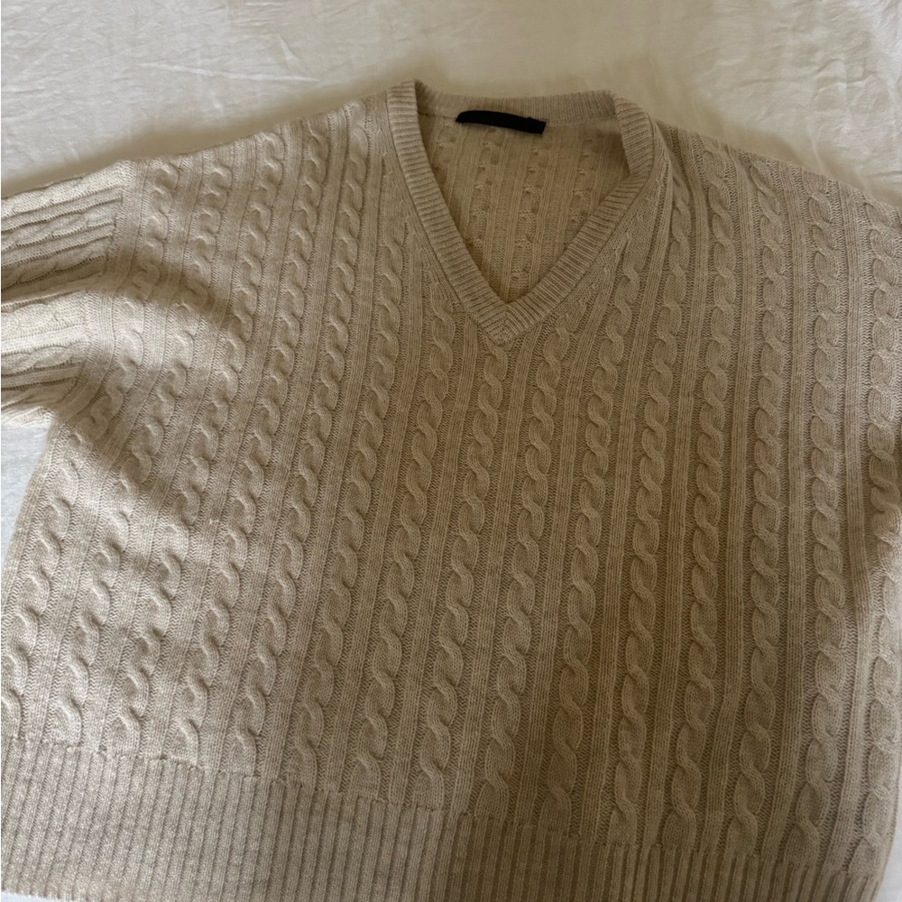 Jenni Kayne V neck cable sweater